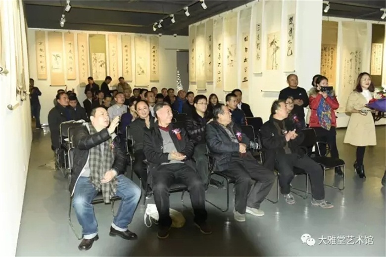 畫廊作品展現(xiàn)場(chǎng)